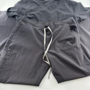 Urbane Gray Scrub Set XS